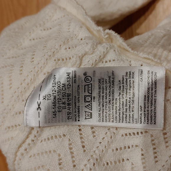 👧 GapKids Girl's Cardigan Sweater - Picture 4 of 5